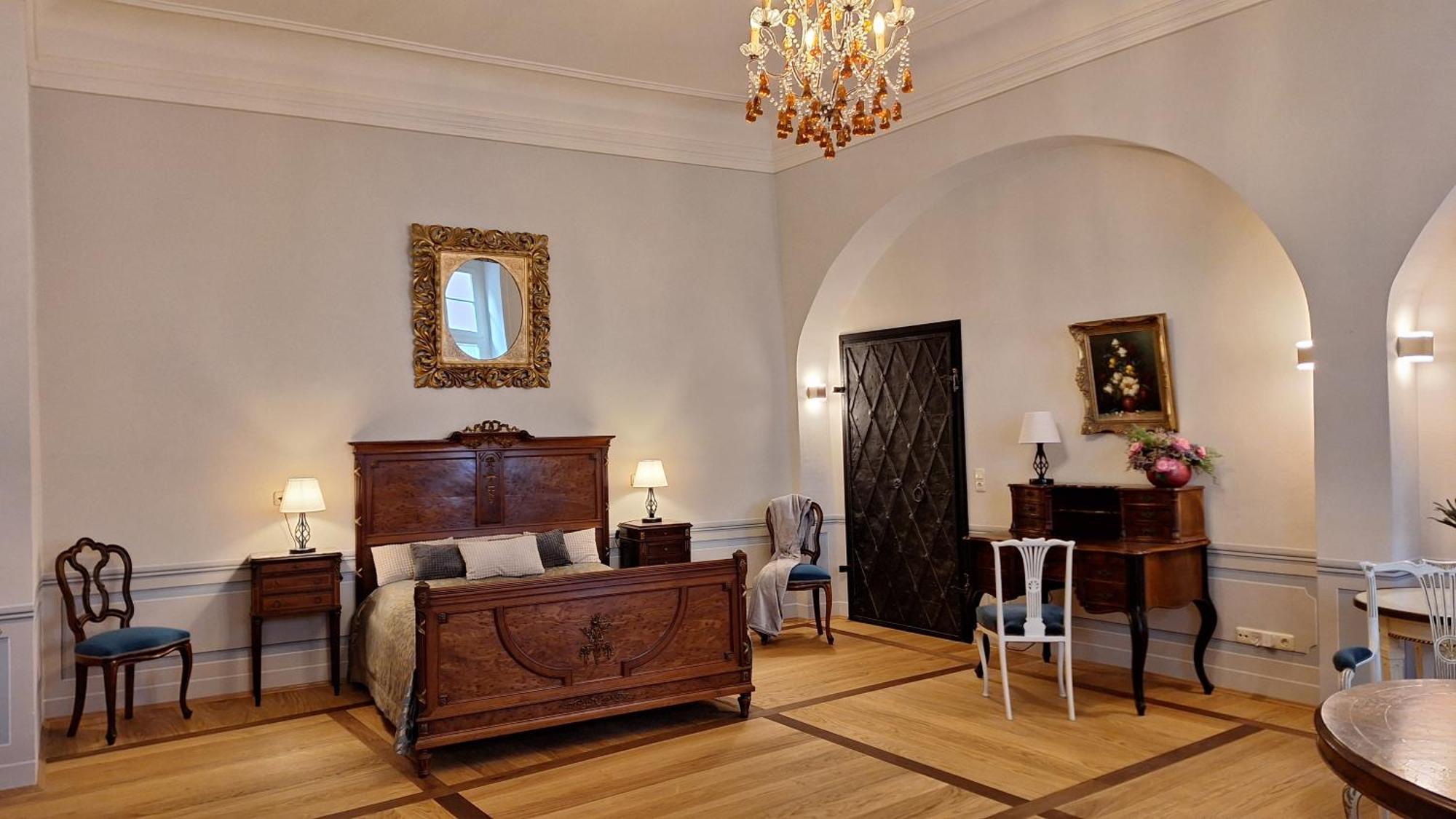 Stadtpalais Koenigssuite Maximal 2 Personen Und 1 Kleinkind Bautzen Exterior photo