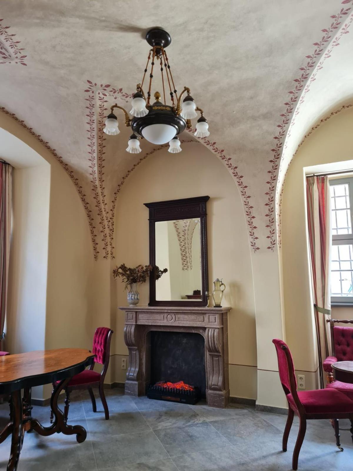 Stadtpalais Koenigssuite Maximal 2 Personen Und 1 Kleinkind Bautzen Exterior photo